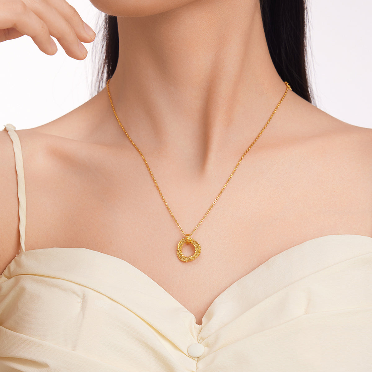 24K Solid‑Gold Intertwined Double‑Ring Pendant