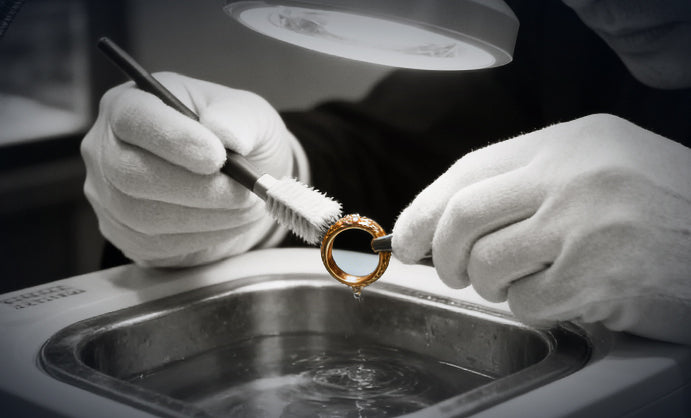 Why Does Solid Gold Jewelry Discolor How to Fix It