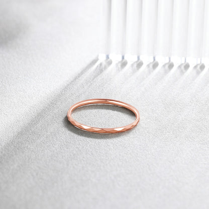 Charming 18K Rose Gold Plated Simple & Fresh Women's Band Ring - Au750 Thin Line Promise Ring