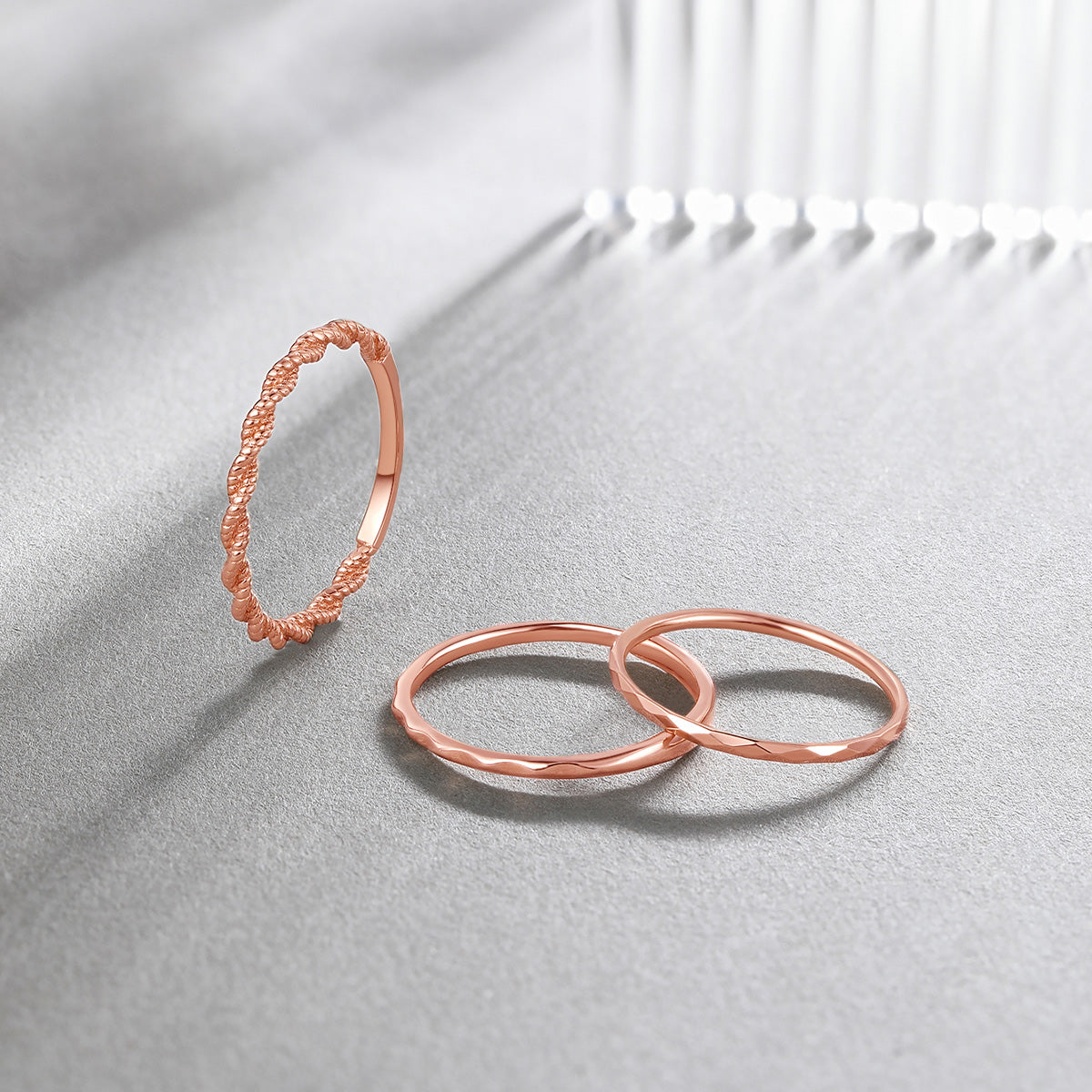 Charming 18K Rose Gold Plated Simple & Fresh Women's Band Ring - Au750 Thin Line Promise Ring