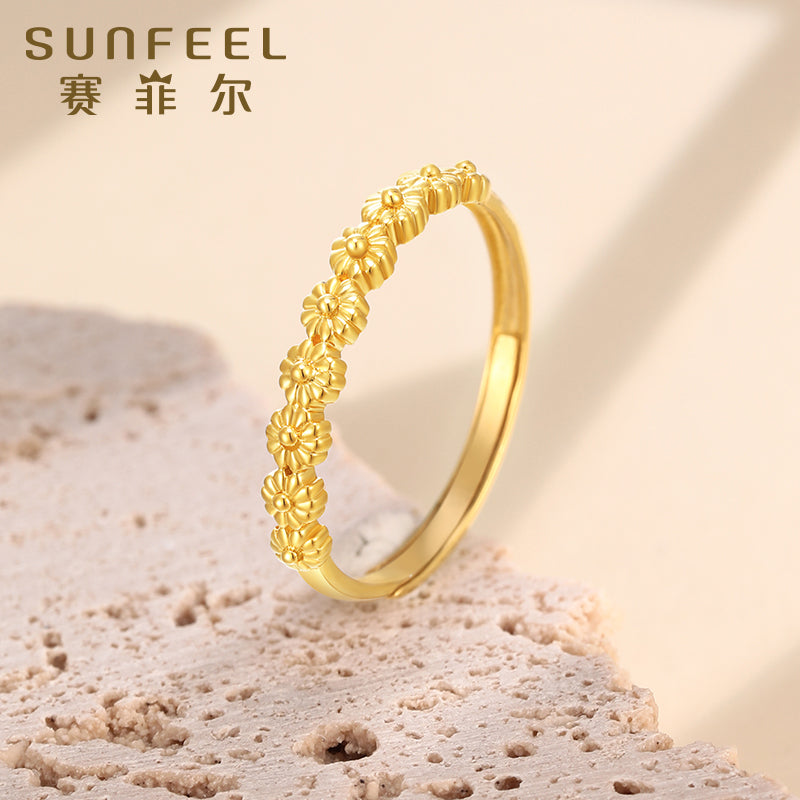 Adjustable Dainty Daisy Flower Ring in 18K Yellow Gold for Women - Elegant Floral Design with Band Width of Approx. 1.9cm and Height 3mm