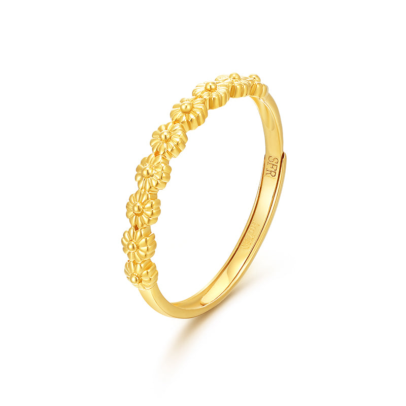 Adjustable Dainty Daisy Flower Ring in 18K Yellow Gold for Women - Elegant Floral Design with Band Width of Approx. 1.9cm and Height 3mm