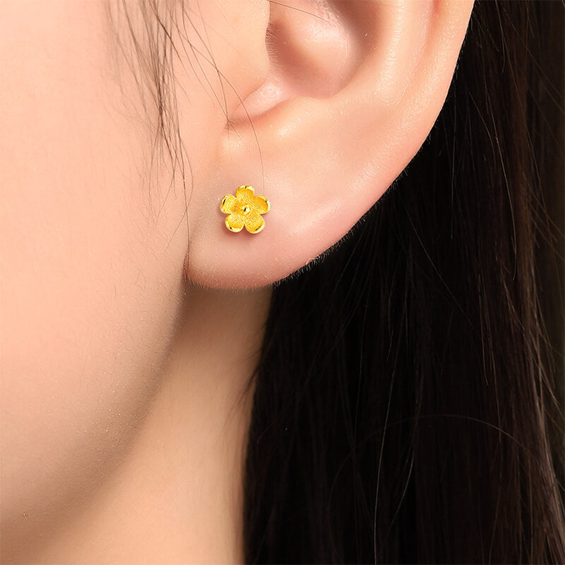 24k Solid Gold Floral Stud Earrings